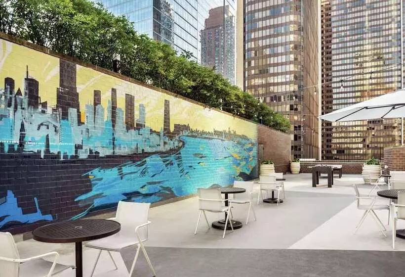 هتل Hilton Grand Vacations Club Chicago Magnificent Mile