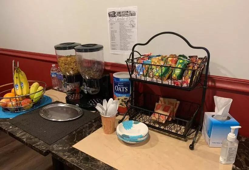 ユースホステル Vinehurst Inn & Suites