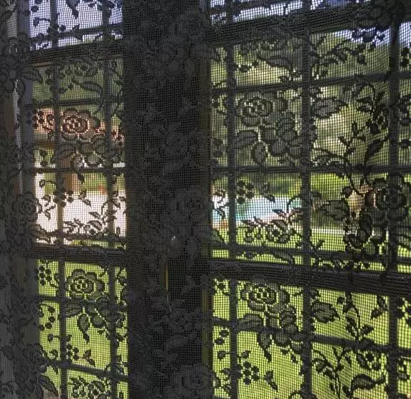 Casale La Fata  Tipico Toscano Immerso Nelle Colline Tra Lucca E Versilia, 6 Appartamenti Indipenden