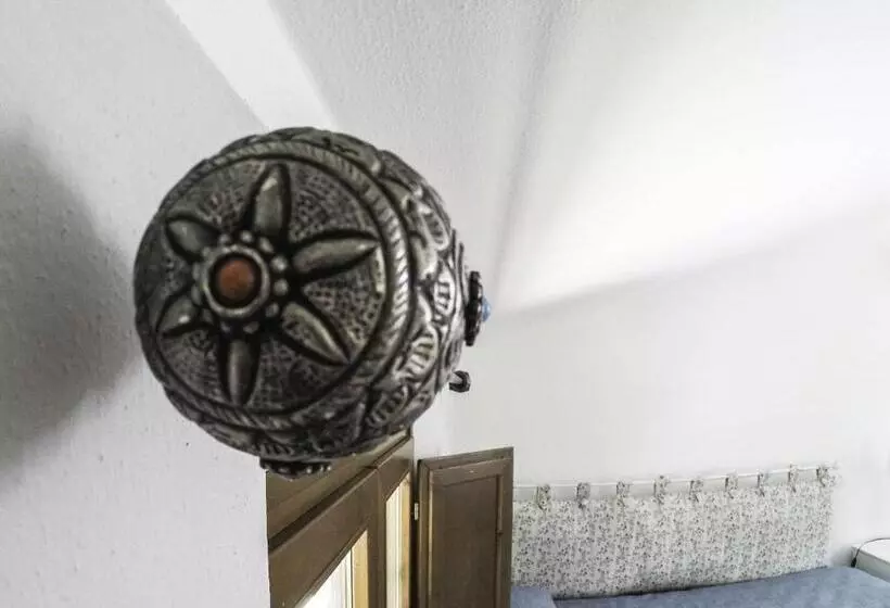 Casale La Fata  Tipico Toscano Immerso Nelle Colline Tra Lucca E Versilia, 6 Appartamenti Indipenden