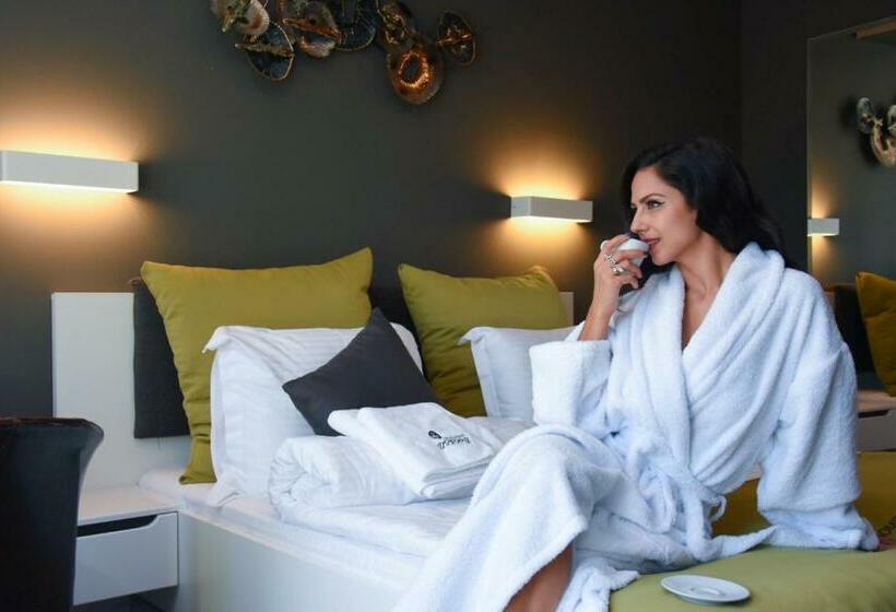 هتل Eco Complex Izvori