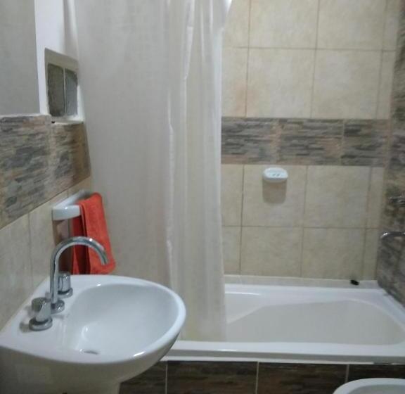 هتل Hosteria Don López