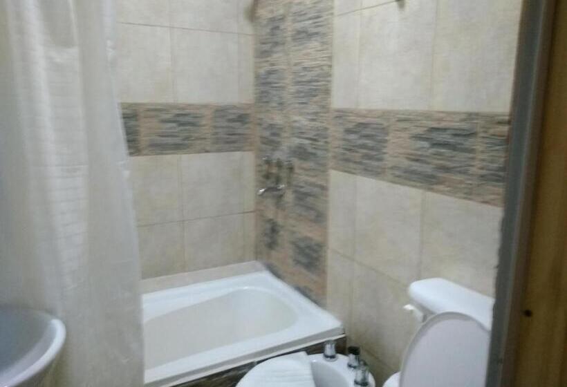 هتل Hosteria Don López