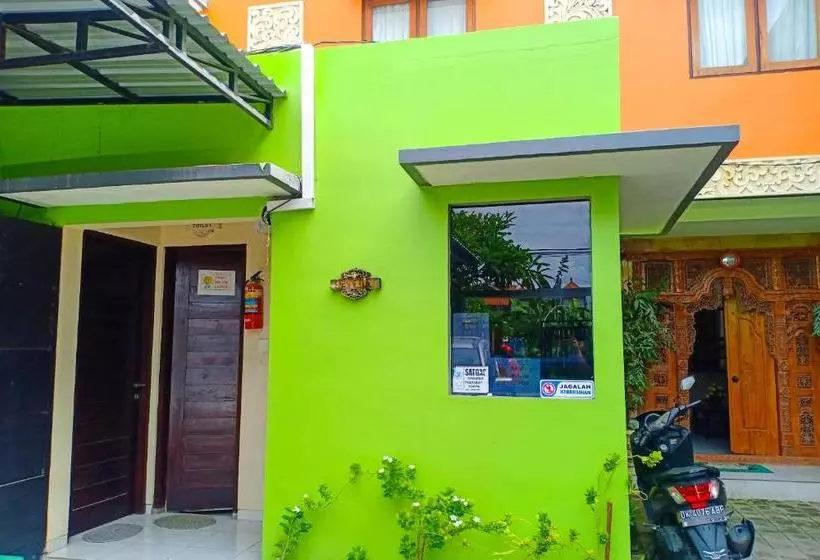 ホテル Oyo 3190 Pondok Putra Bersaudara