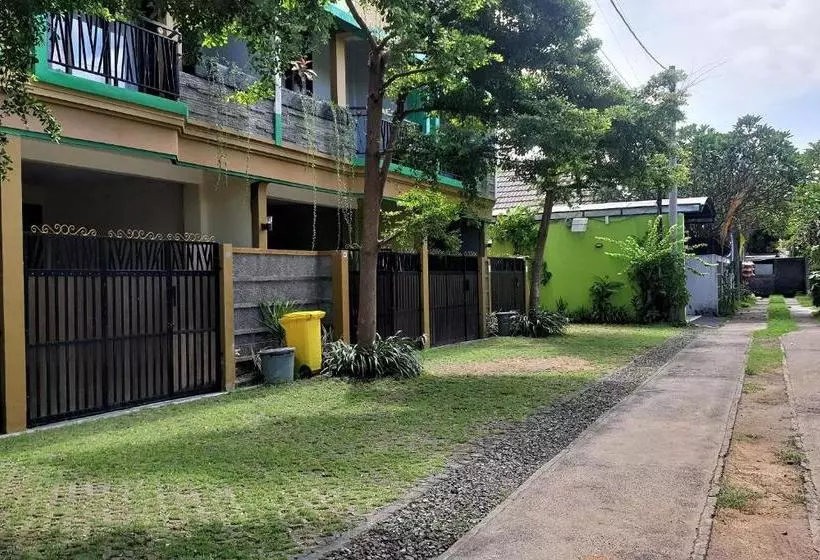ホテル Oyo 3703 Bula Matari