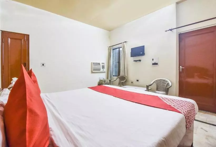 هتل Oyo 69809  Amber