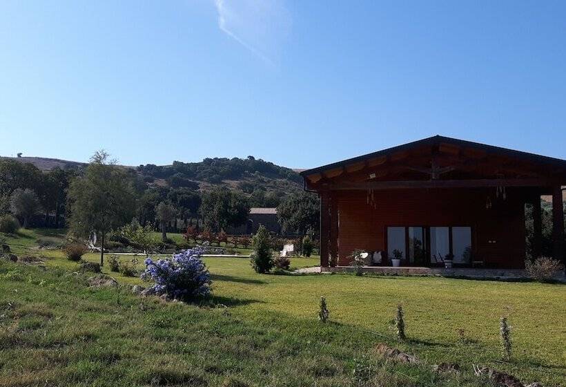 בית מלון כפרי Tenuta Sorìa