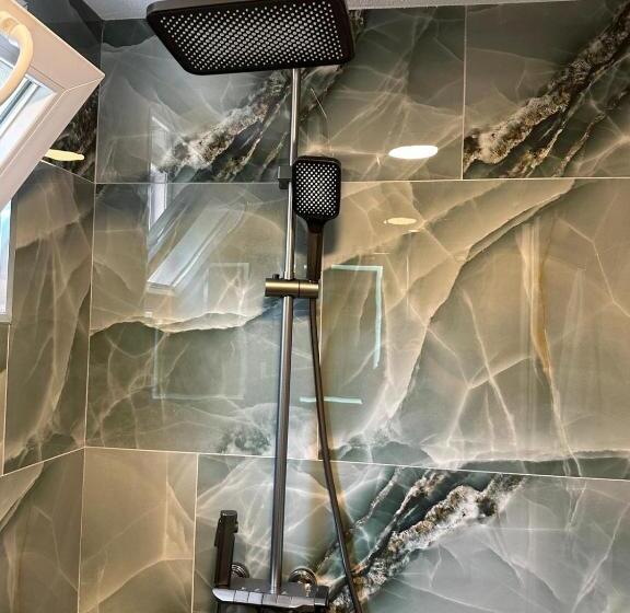 پانسیون Hostel Kukaj