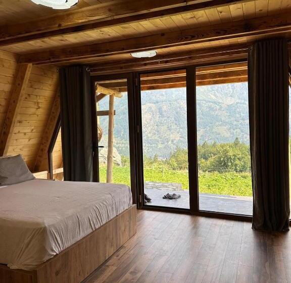 پانسیون Hostel Kukaj