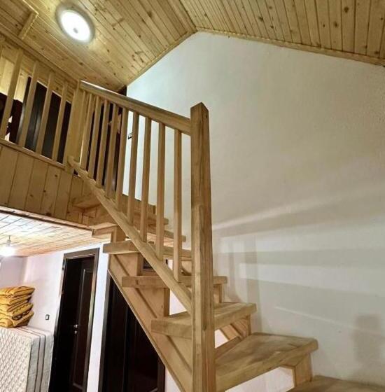 پانسیون Hostel Kukaj