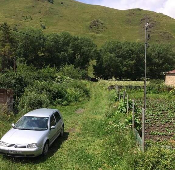 پانسیون Kazbegi 1