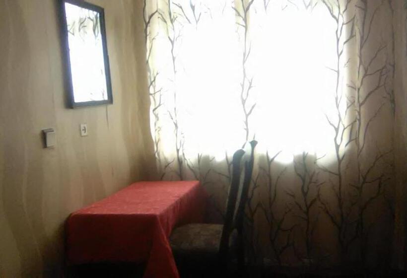 پانسیون Kazbegi 1