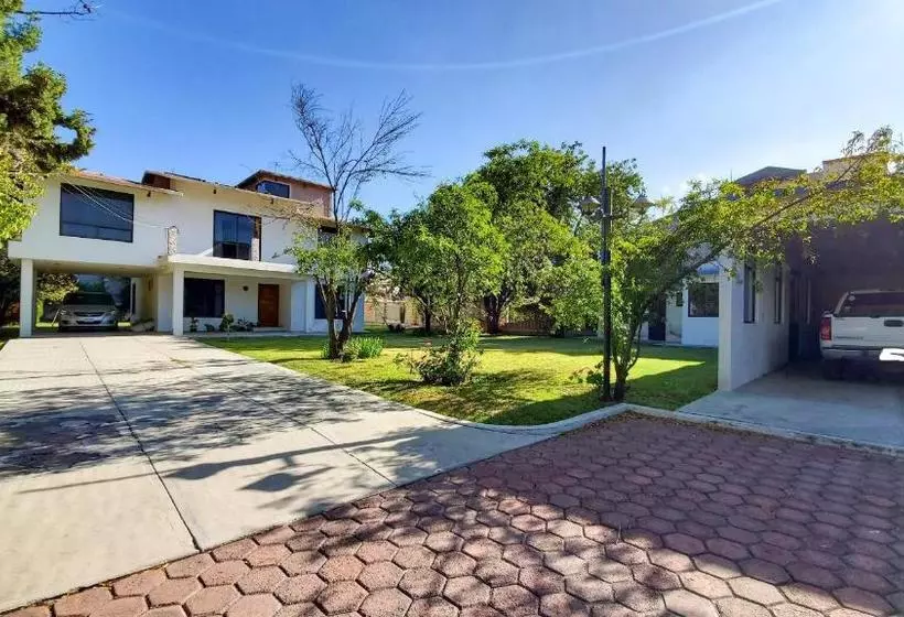 Majatalo Posada La Dulce Villa