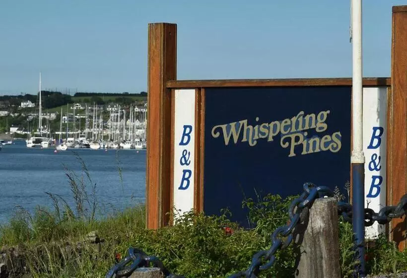 ペンション Whispering Pines