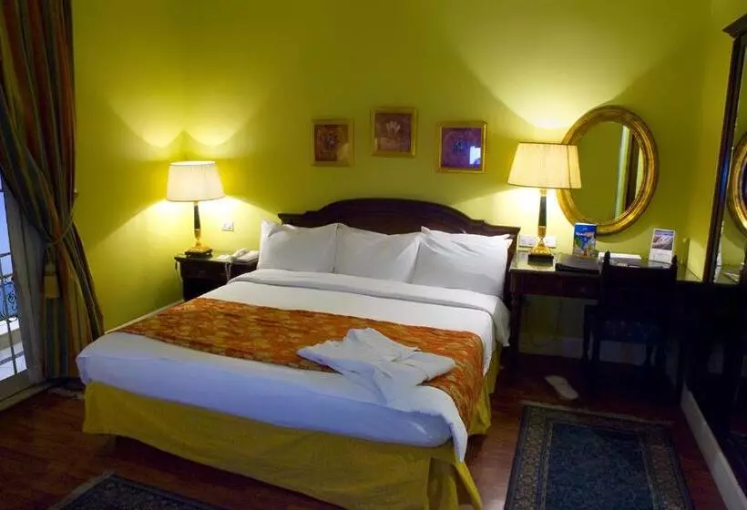 استراحتگاه Helnan Auberge Fayoum