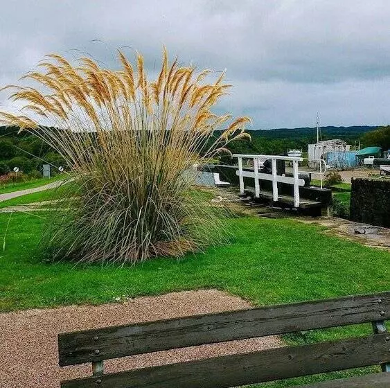 Crinan Canal Cottage No8, Kilmartin