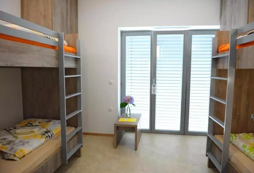 هتل Hostel Ormož
