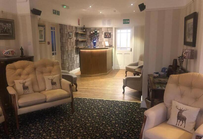 פנסיון Burton Lodge Guest House & Spa