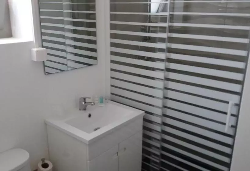 Majatalo Nine Senses