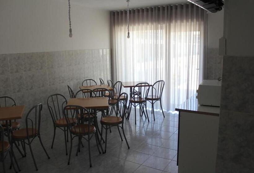 بنسيون Nine Senses