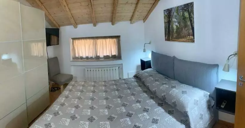 پانسیون Rooms Teatro Greco