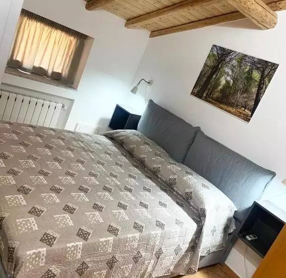 پانسیون Rooms Teatro Greco