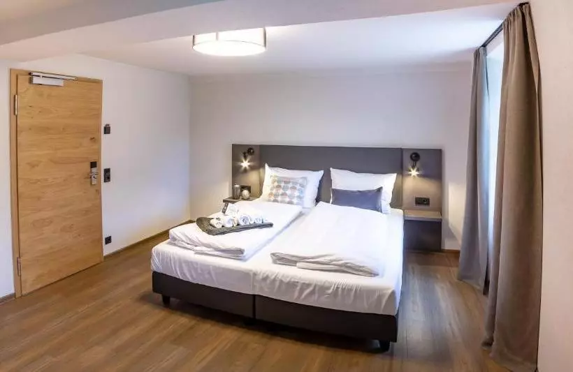 Hotelli Steinhaus 1718