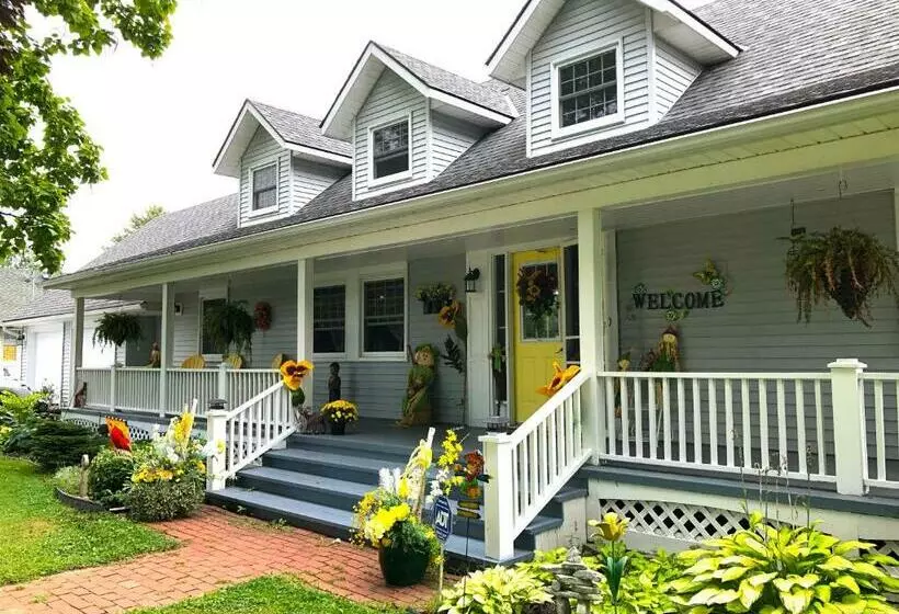 Yellow Door Bed And Breakfast