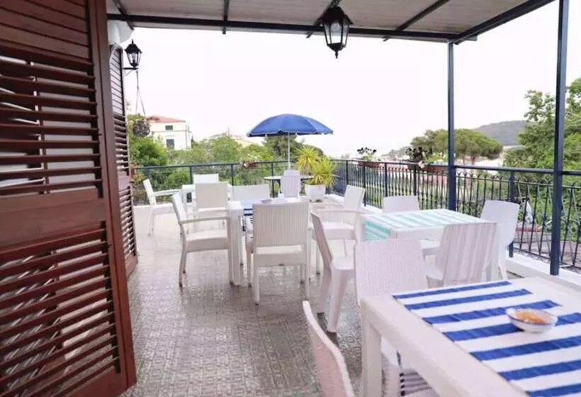 Aamiaismajoitus (B&B) Gli Archi Sul Mare