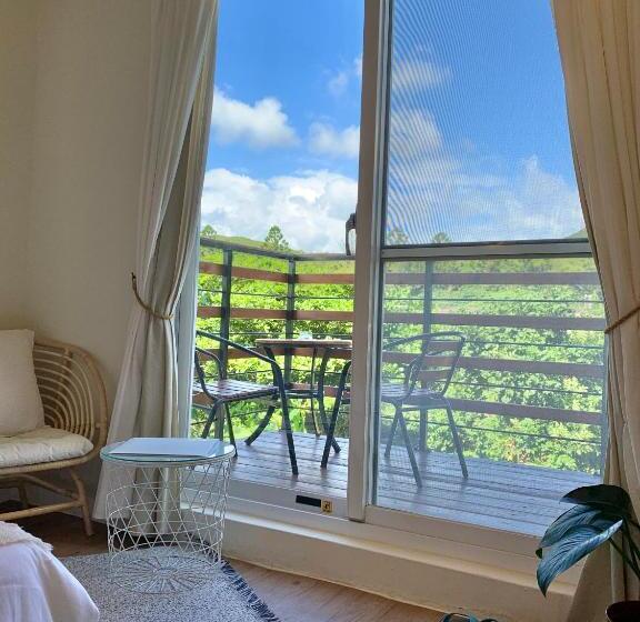 تختخواب و صبحانه W24墾丁民宿墾丁大街一館bnb