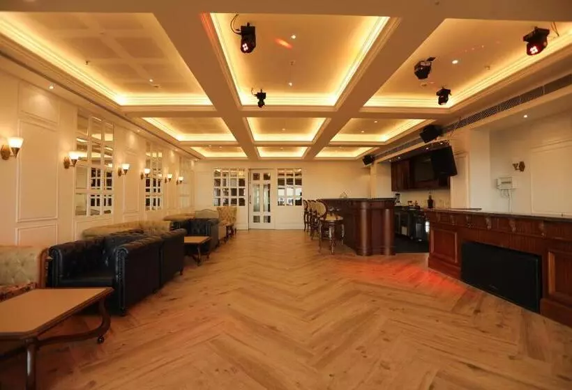 Fortune Select Forest Hill, Mahiya, Kasauli   Member Itc S Hotel Group