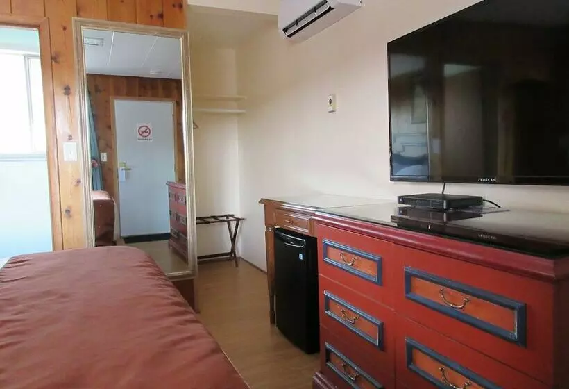 ホテル Melitas Crater Lake