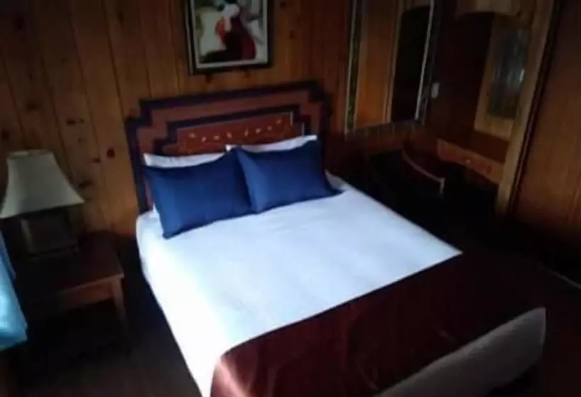 ホテル Melitas Crater Lake