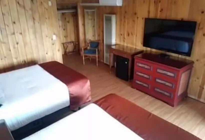 ホテル Melitas Crater Lake