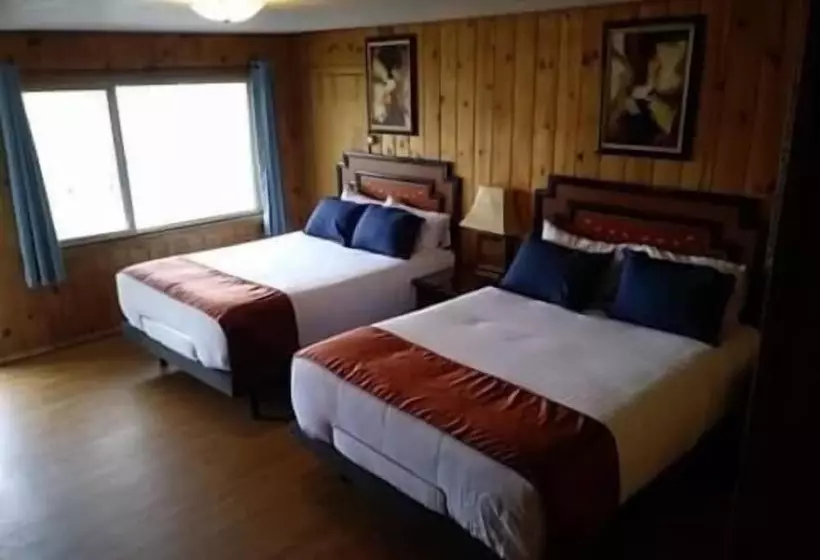 ホテル Melitas Crater Lake