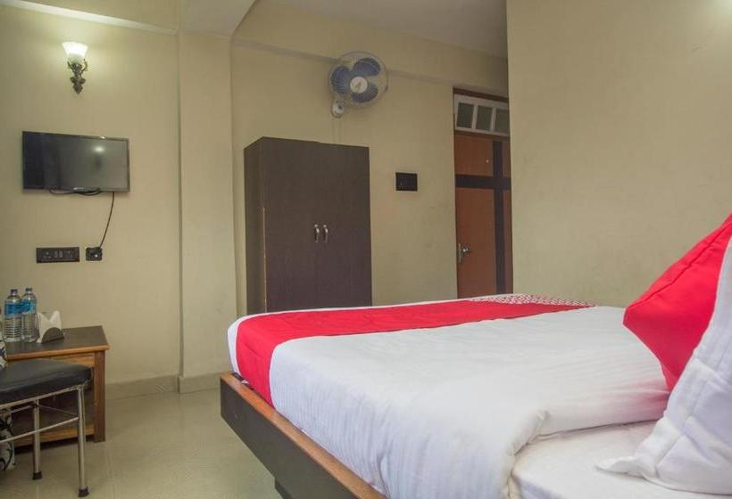 בית מלון כפרי Oyo 27898  Isita International