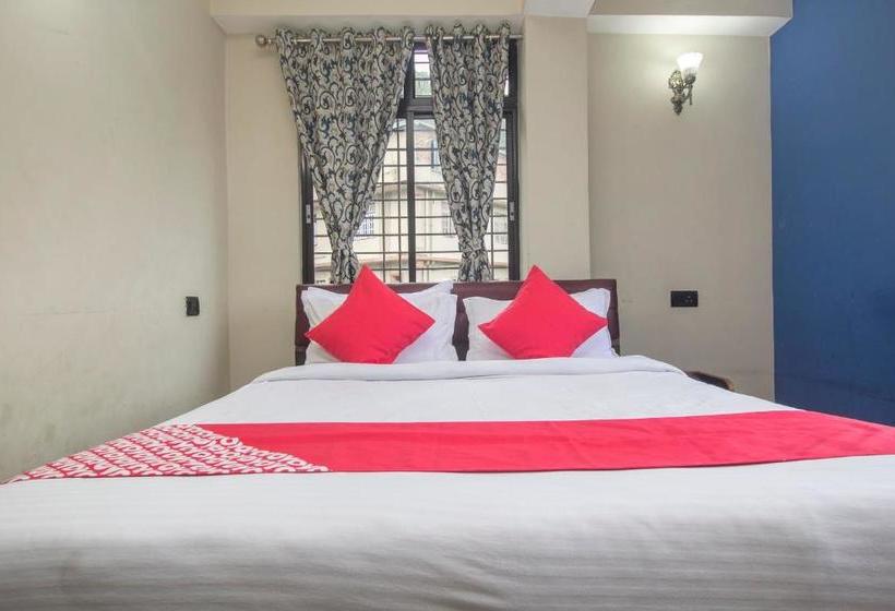 בית מלון כפרי Oyo 27898  Isita International