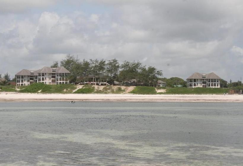 هتل Watamu Adventist Beach Resort