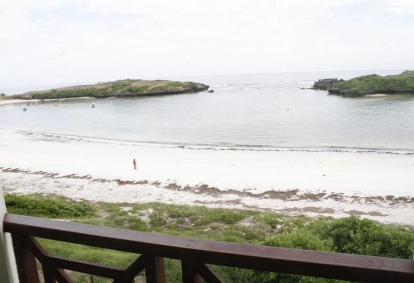 هتل Watamu Adventist Beach Resort