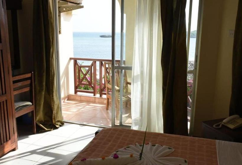 هتل Watamu Adventist Beach Resort