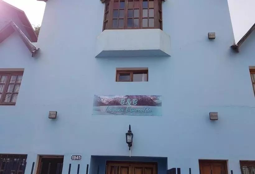 Laguna Esmeralda B&b