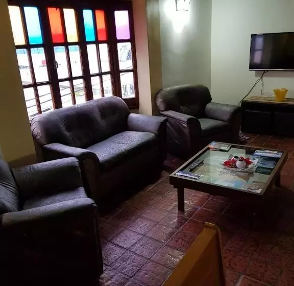 Laguna Esmeralda B&b