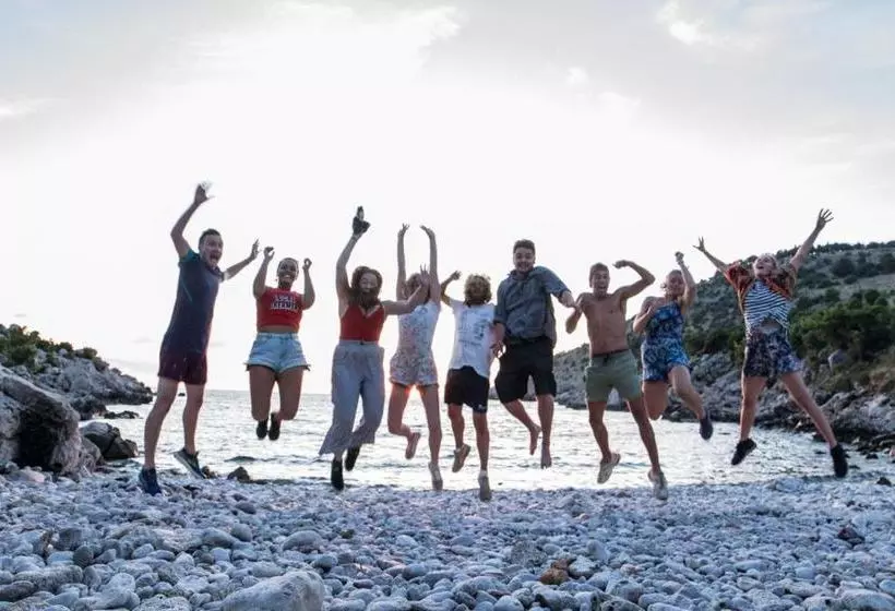 Namaste Hostel & Camping
