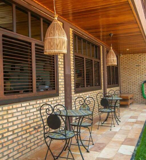 膳宿费 Pousada Dona Santinha