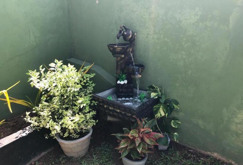 Pension Shenys Beach Villa