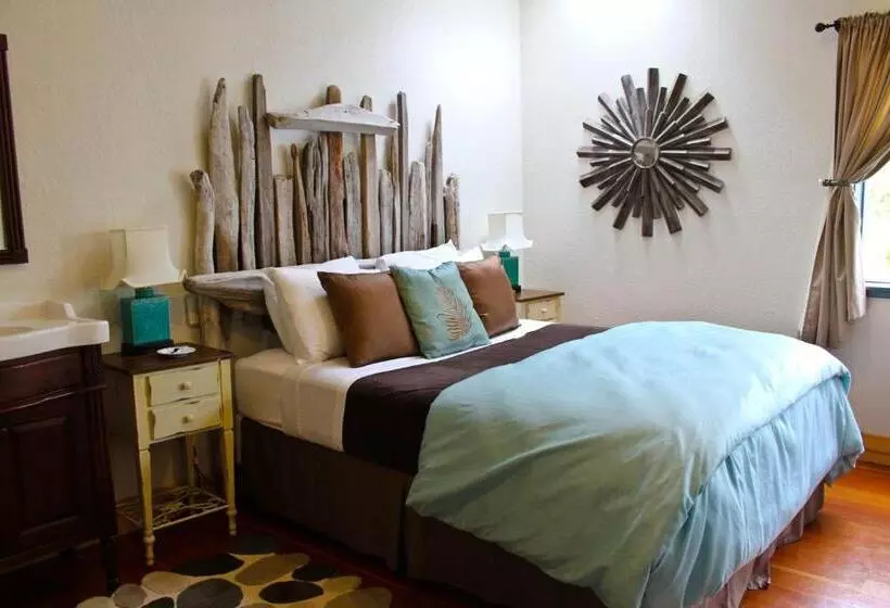 Aamiaismajoitus (B&B) Lost Whale Inn