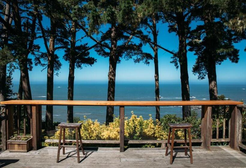 مبيت وإفطار Lost Whale Inn