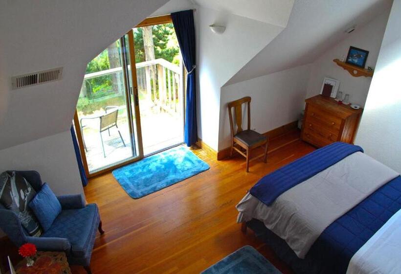 مبيت وإفطار Lost Whale Inn