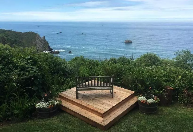 Aamiaismajoitus (B&B) Lost Whale Inn