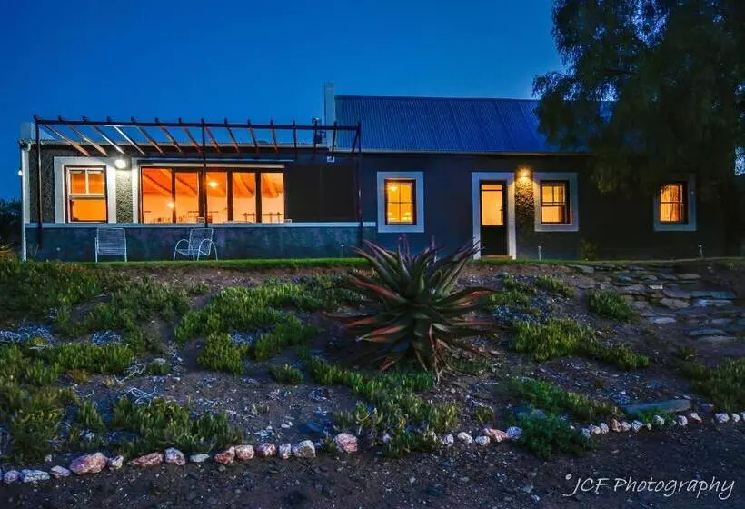 ホテル Matjiesvlei Cottages